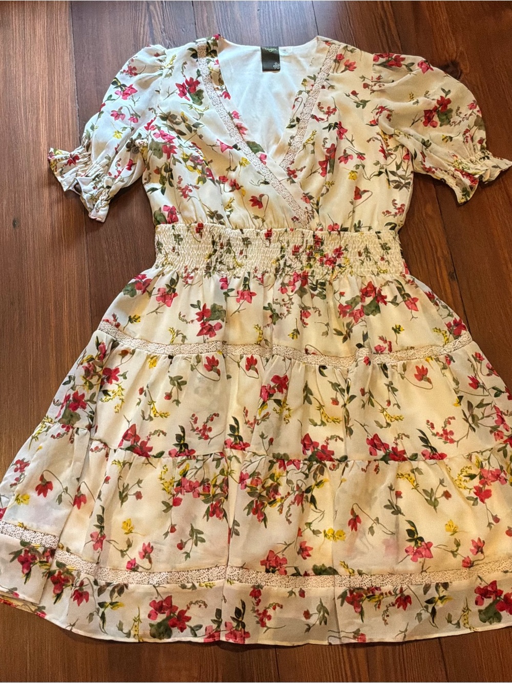 Ladies Taylor Brand Mini Dress Cream Background with Floral Print Size M